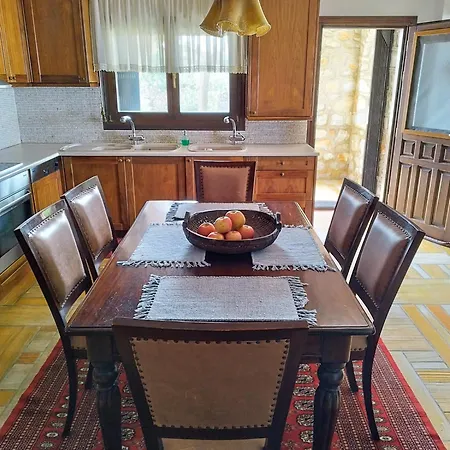 Stone House - Mani * Platsa
