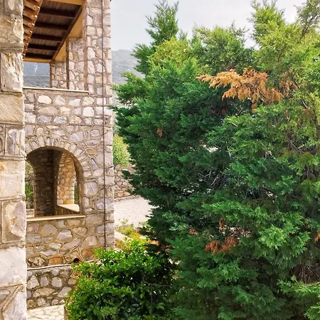 Stone House - Mani